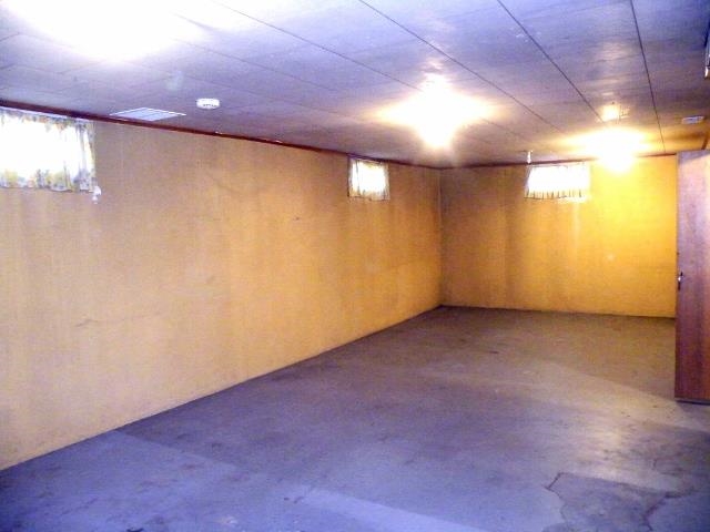 828 E Queen Ave - Photo 11