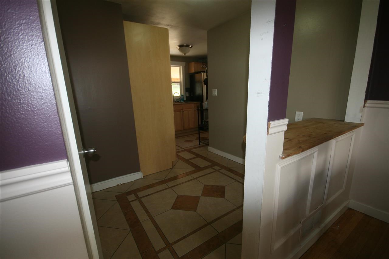 3426 E 9th Avenue - Photo 5