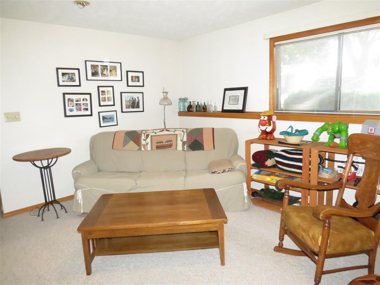803 E SIERRA - Photo 11