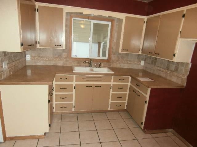 2717 N Regal St - Photo 5