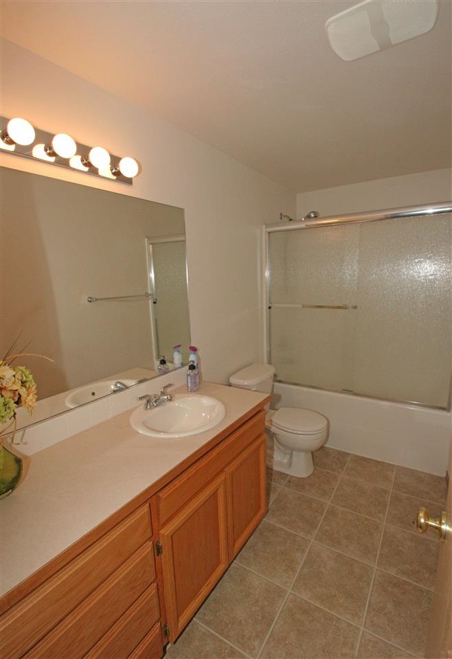 9318 W CLAIRE - Photo 11