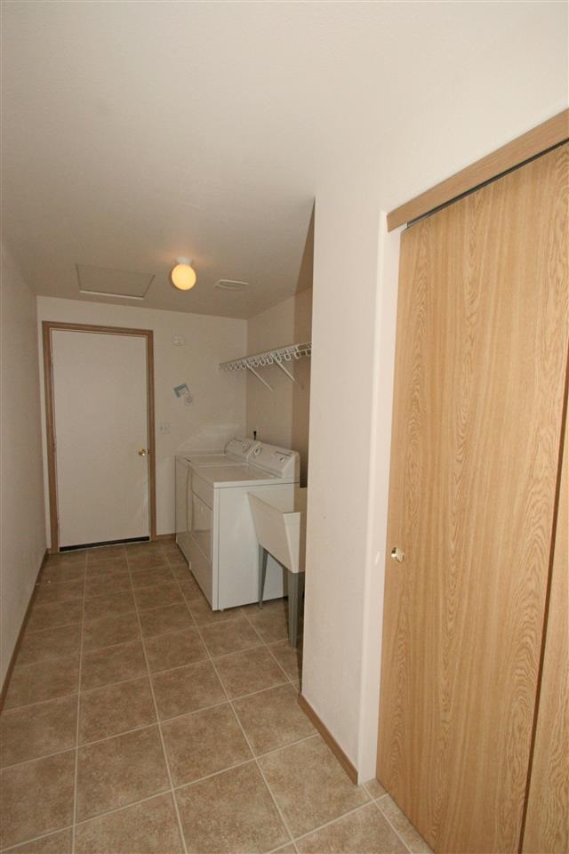9318 W CLAIRE - Photo 12