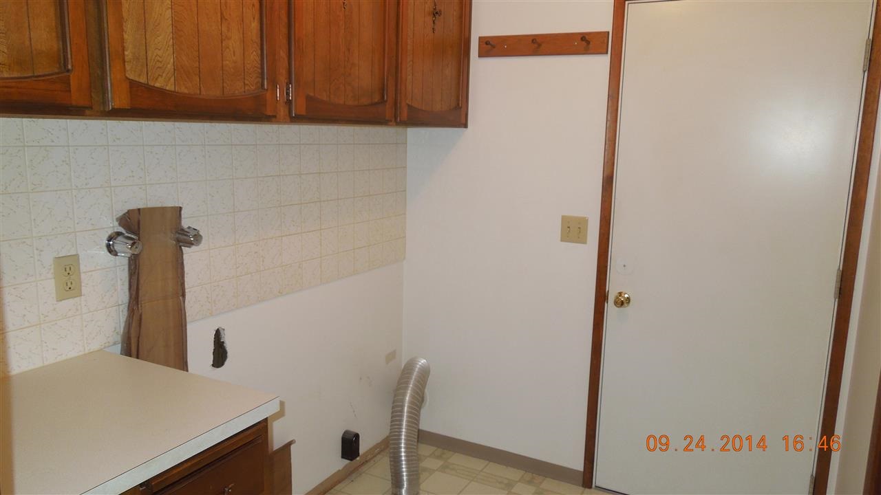 24423 E RIVER Rd - Photo 11