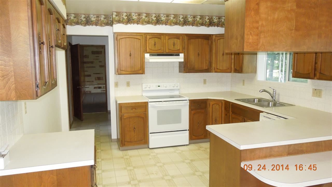 24423 E RIVER Rd - Photo 3
