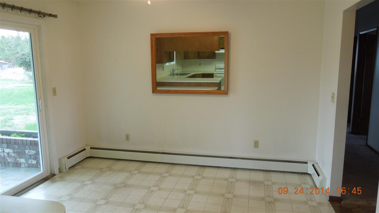 24423 E RIVER Rd - Photo 5