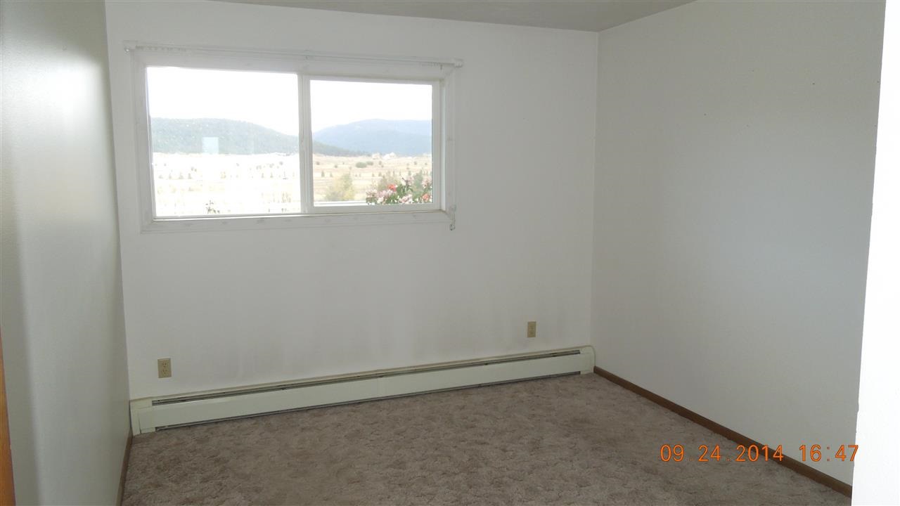 24423 E RIVER Rd - Photo 9