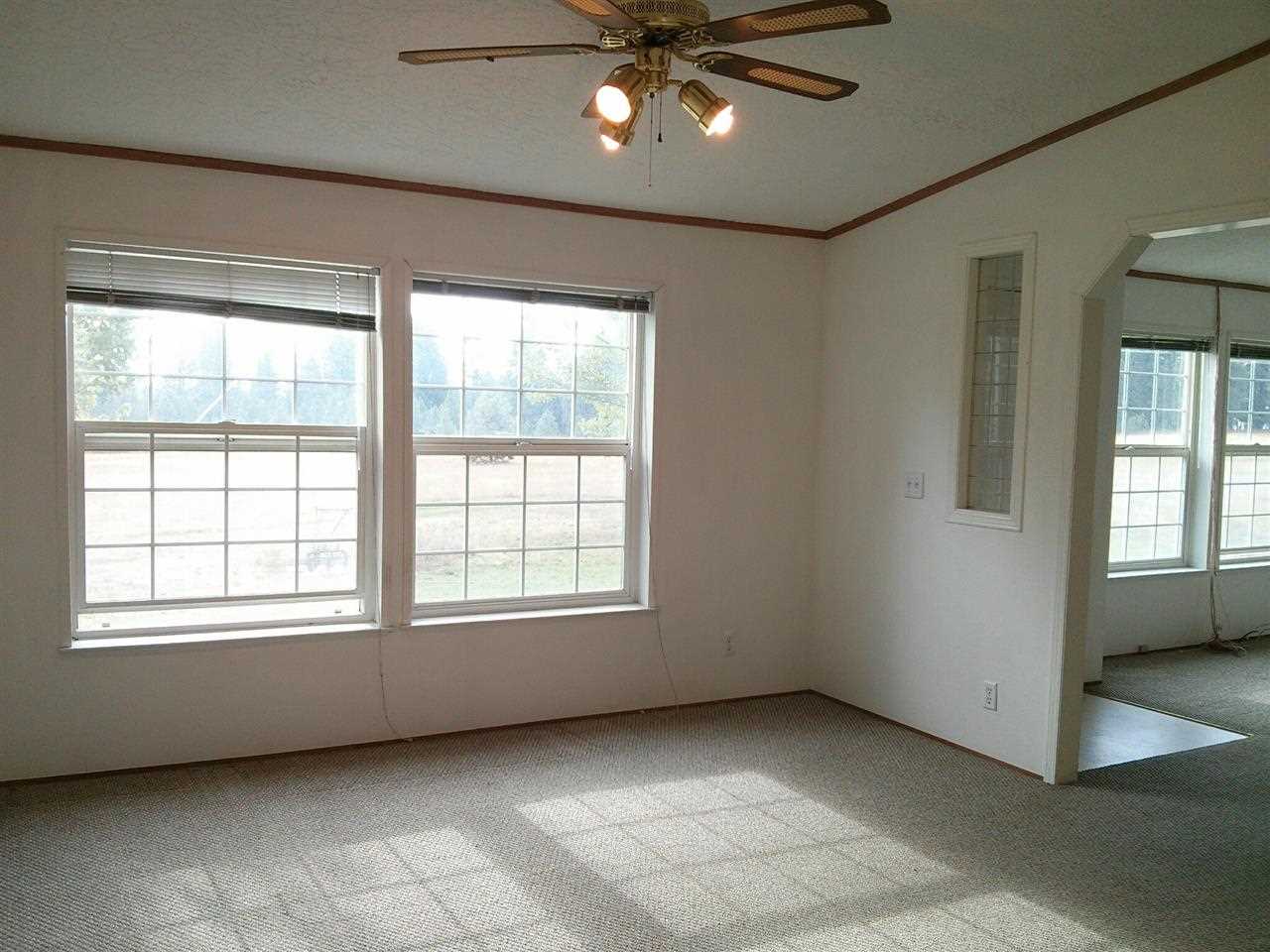 471 Henry Rd - Photo 3