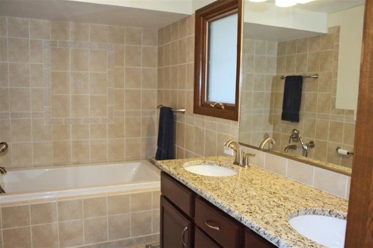 4034 S Suncrest Dr - Photo 15