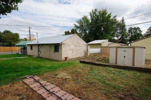 2228 E Decatur - Photo 5
