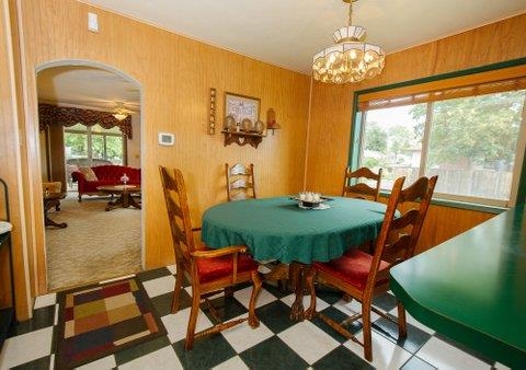 2228 E Decatur - Photo 8