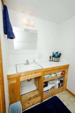 2228 E Decatur - Photo 10