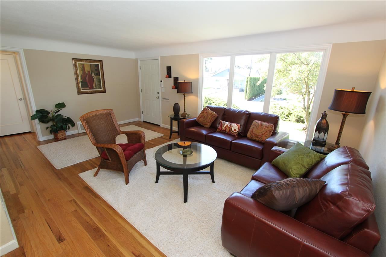 5204 N Oak - Photo 3