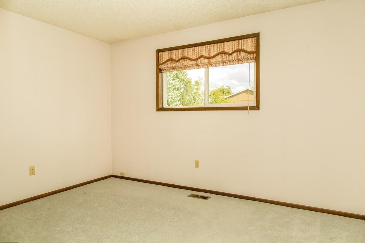 6210 S Crestline St - Photo 11