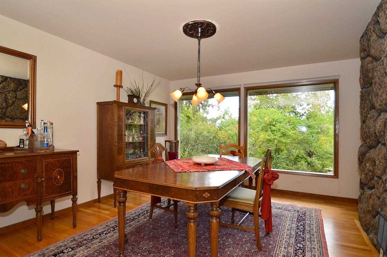 1104 E Christmas Tree Ln - Photo 5