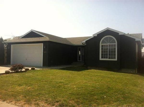 1017 N CHRISTOPHER St - Photo 1