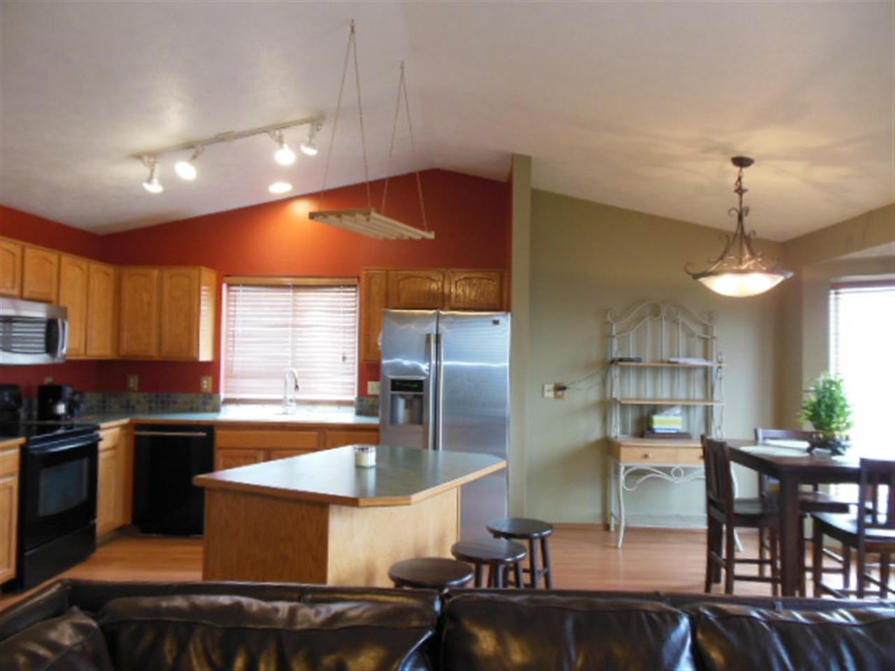 1017 N CHRISTOPHER St - Photo 3