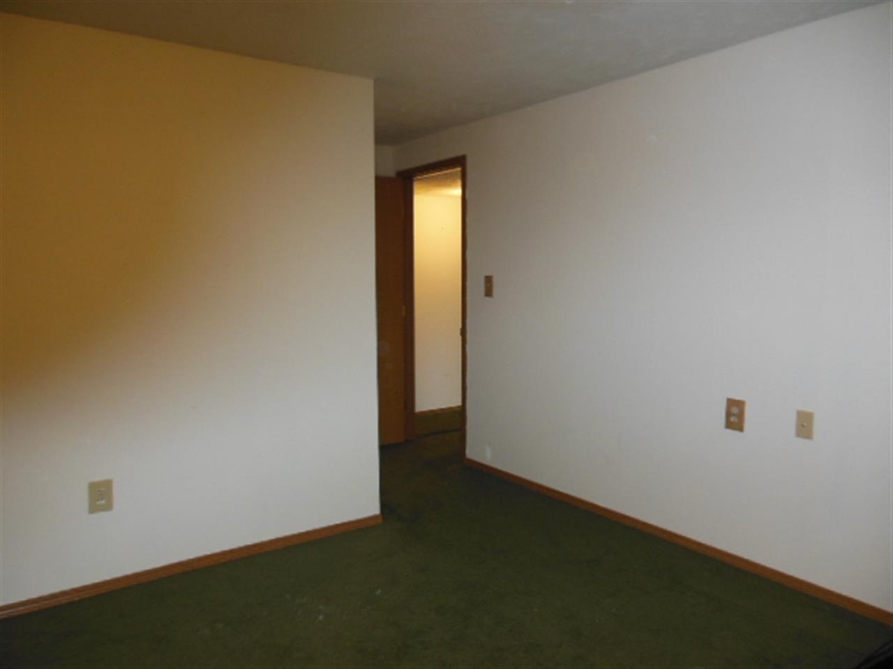 1017 N CHRISTOPHER St - Photo 8