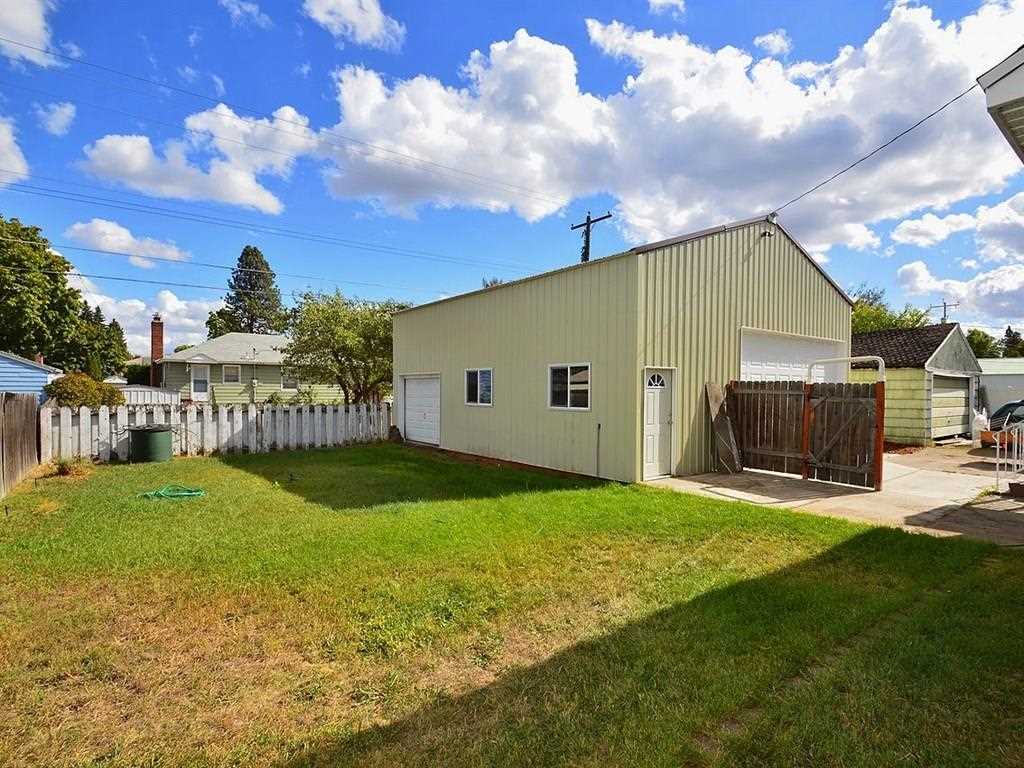 5804 N D St - Photo 18
