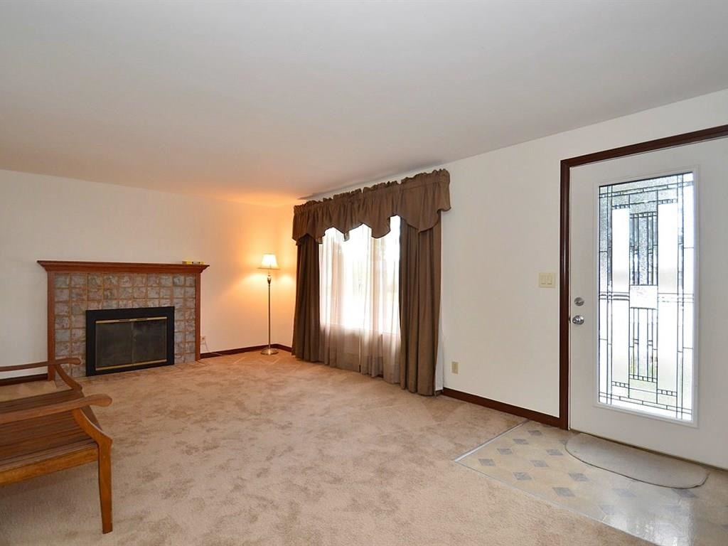 5804 N D St - Photo 3