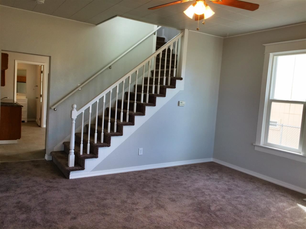 2408 E EMPIRE Ave - Photo 3