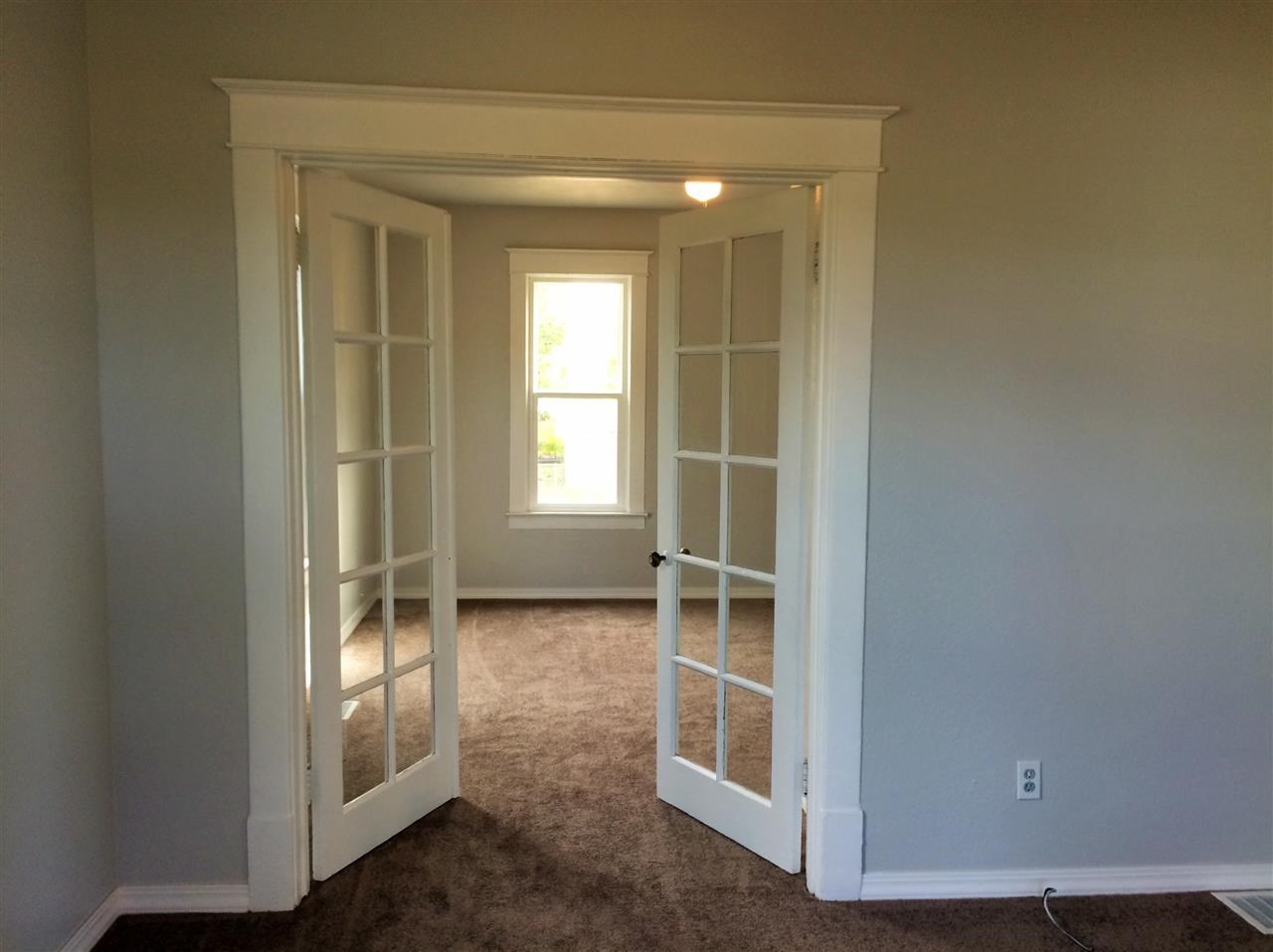 2408 E EMPIRE Ave - Photo 5