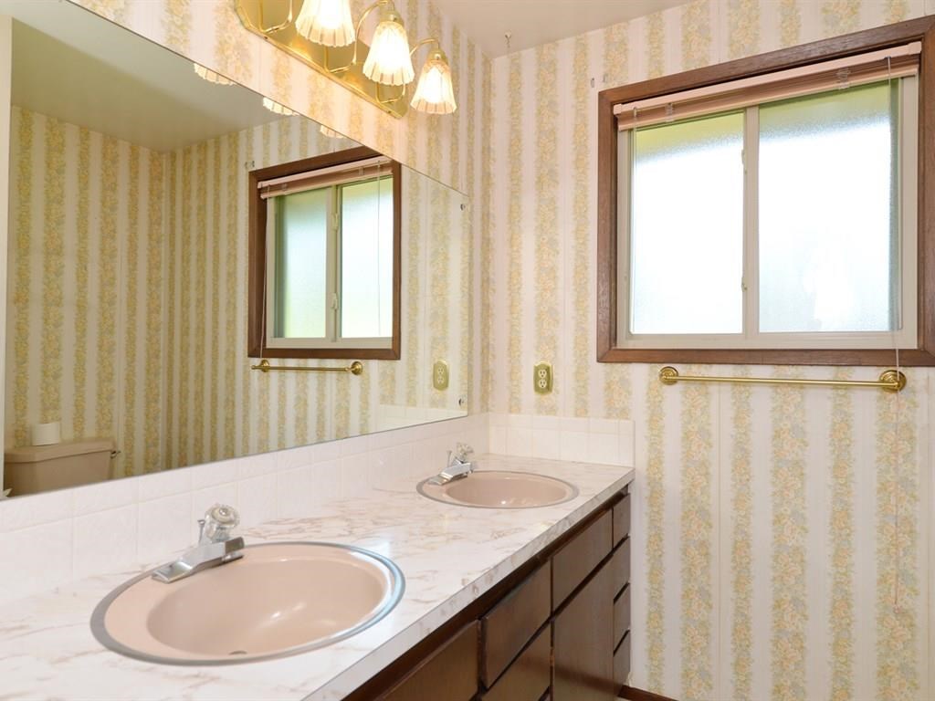 13703 E 31st Ave - Photo 12