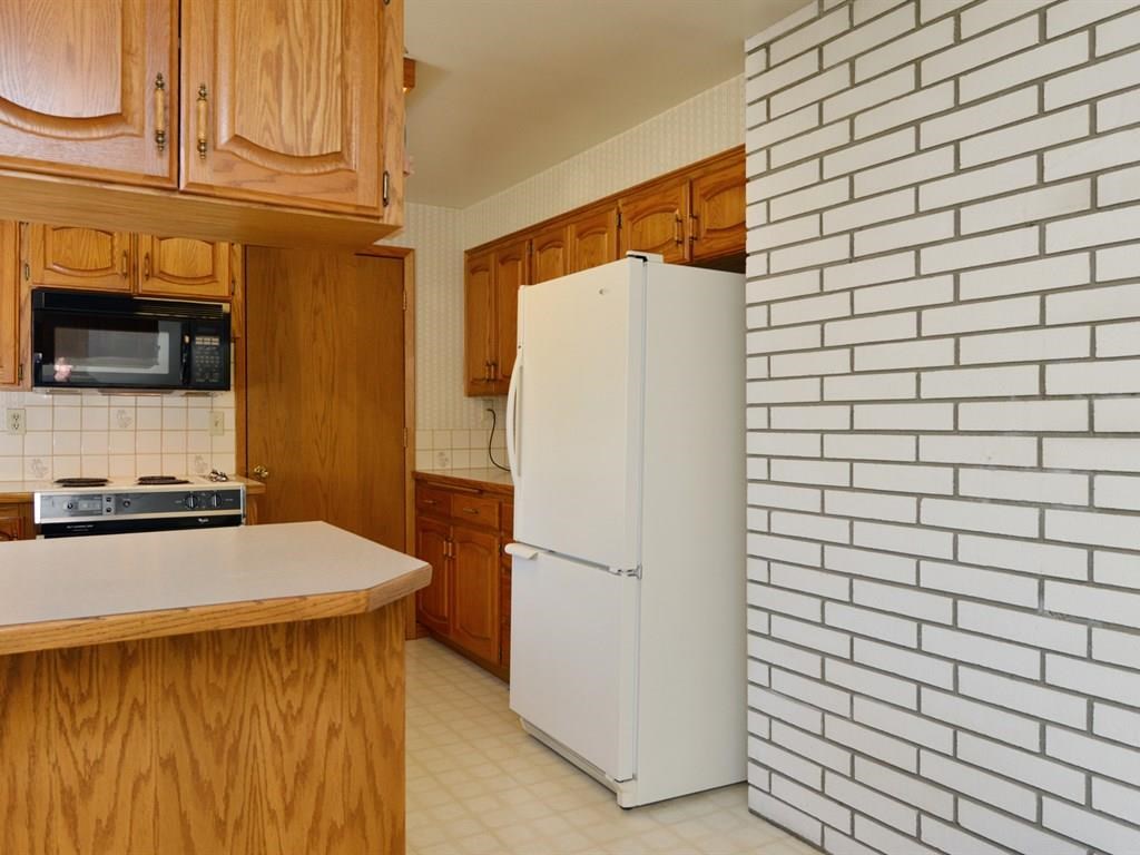 13703 E 31st Ave - Photo 7