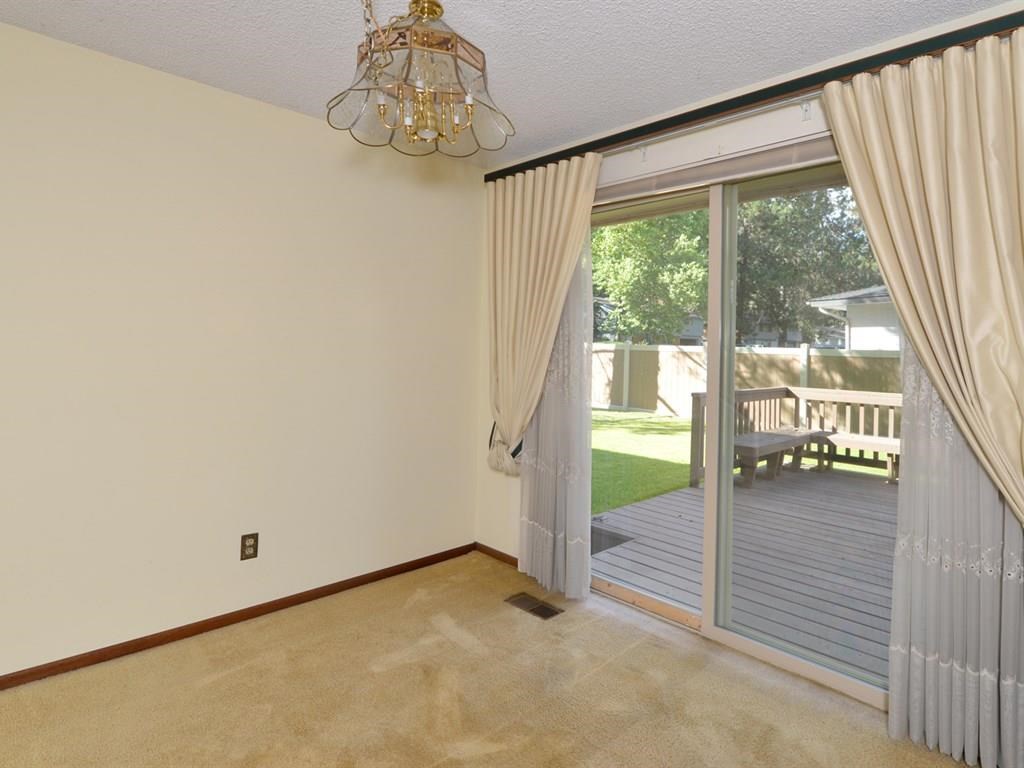 13703 E 31st Ave - Photo 8