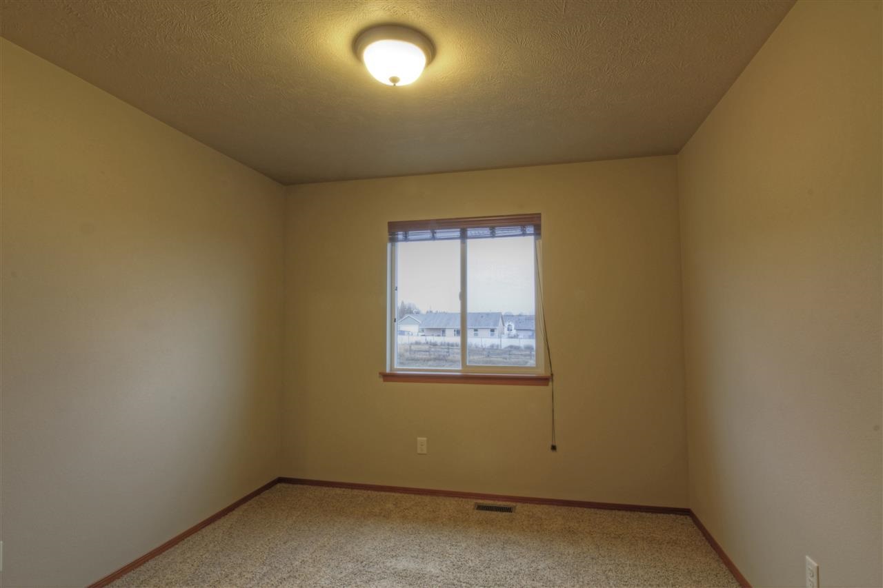 626 S Selkirk - Photo 8