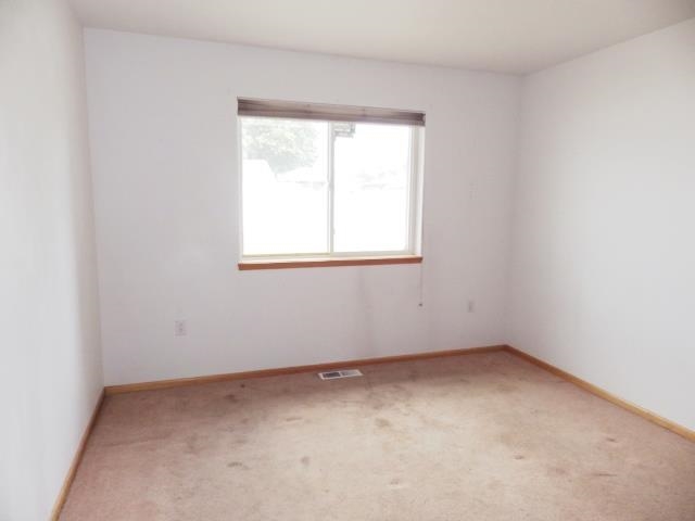 1224 W Rowan Ave - Photo 7