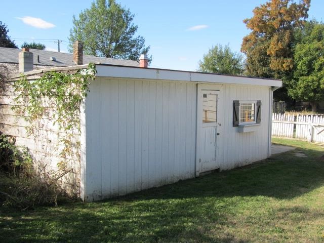 815 S Pine St - Photo 13