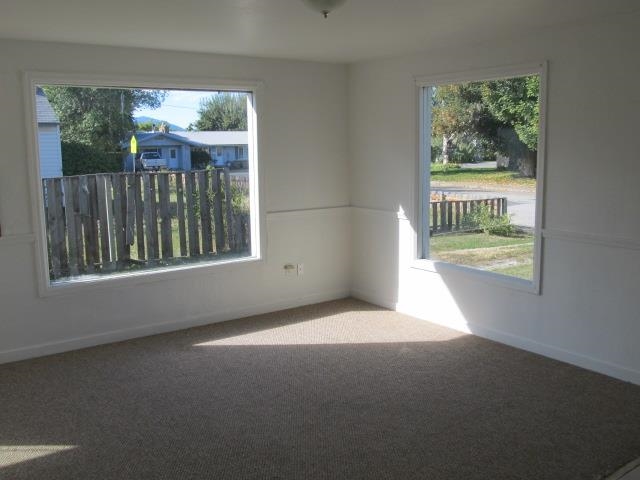 815 S Pine St - Photo 4