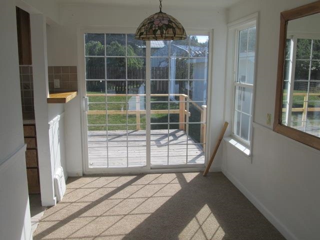815 S Pine St - Photo 5
