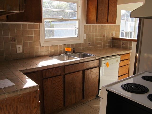 815 S Pine St - Photo 7