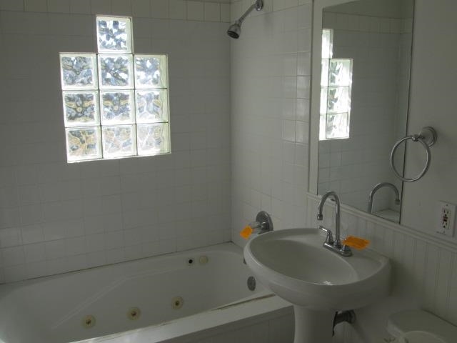 815 S Pine St - Photo 9