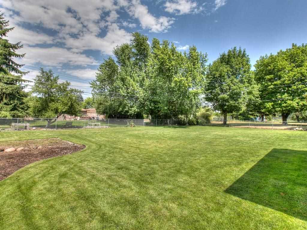 11807 E 15th Ave - Photo 17