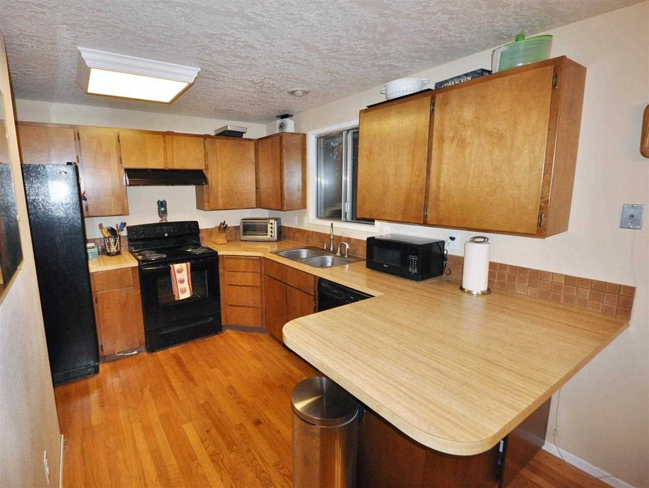 2707 E 15TH - Photo 5