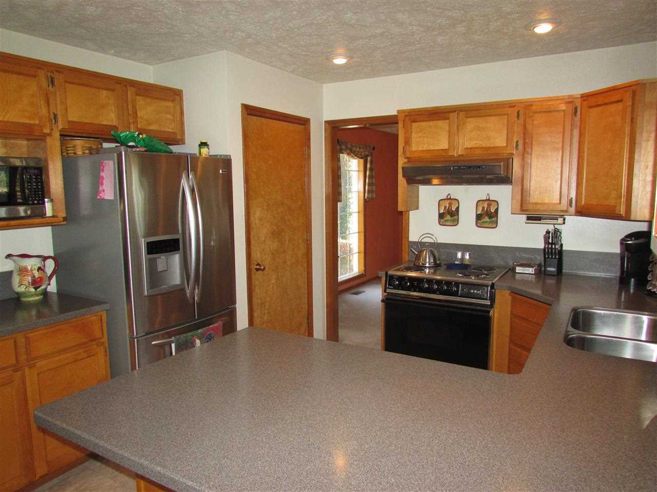 6823 N Douglas St - Photo 5