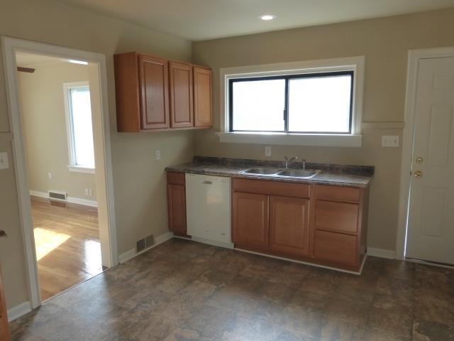 2208 S GRAND Blvd - Photo 14