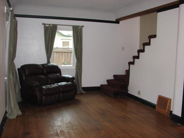 4914 N Adams - Photo 3
