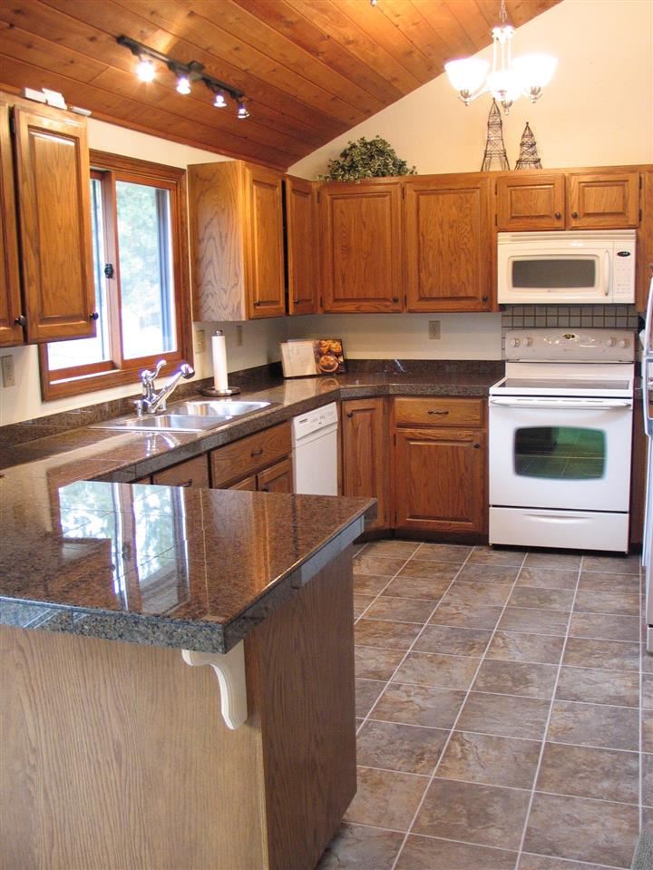 10617 E Holman - Photo 5