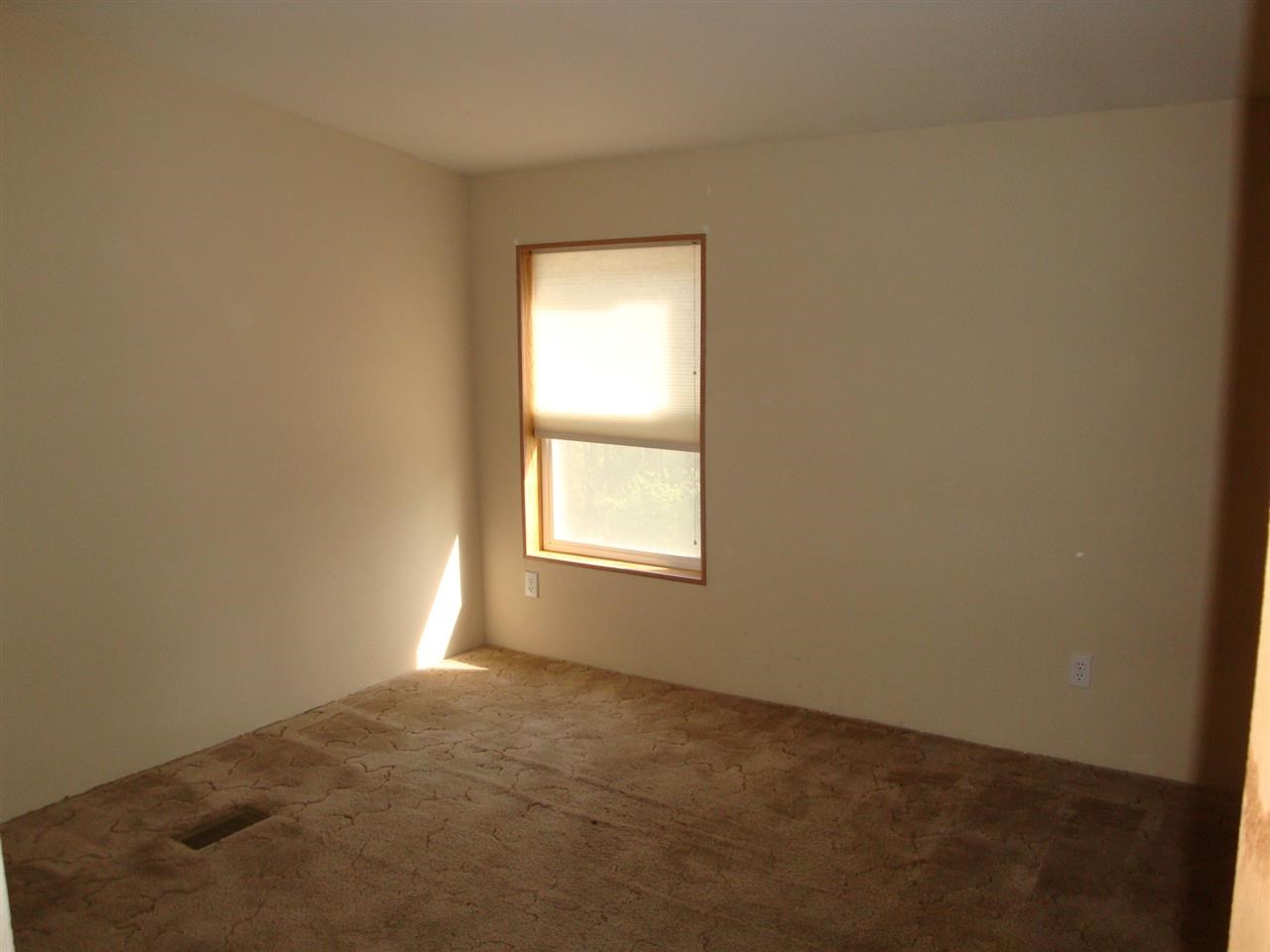 5504 E Stoughton Rd - Photo 13