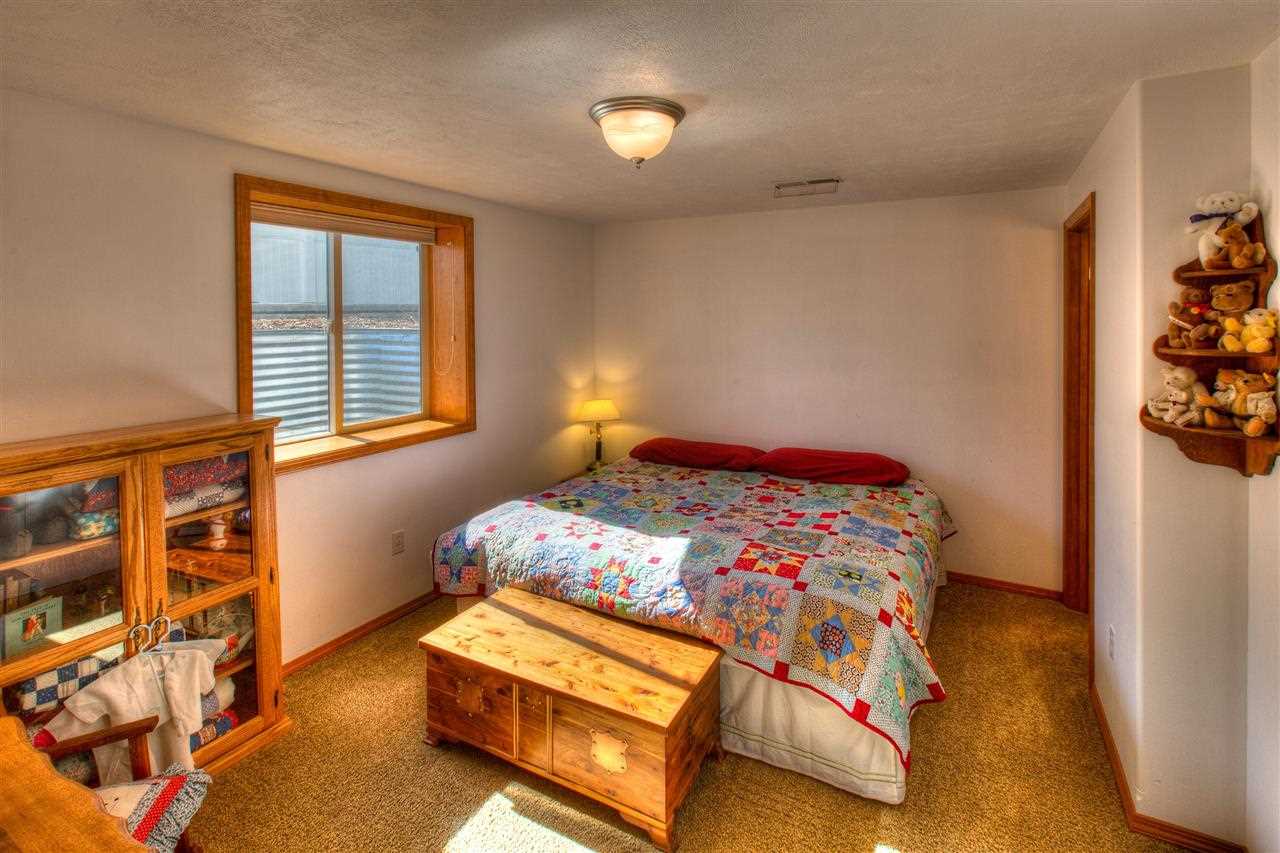 2310 S Viewmont Dr - Photo 16