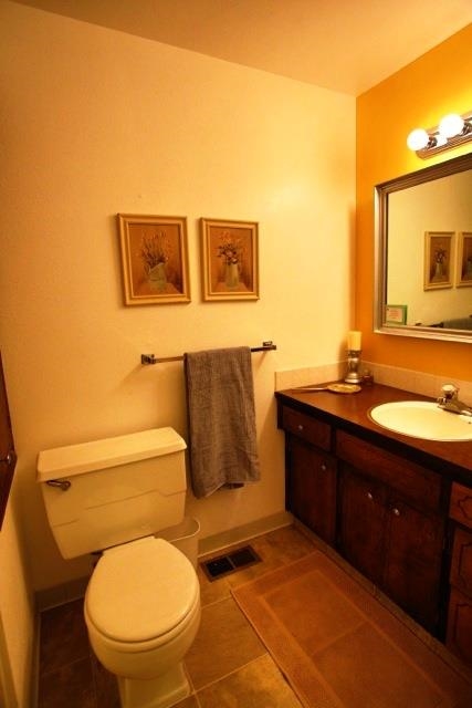 1606 E 60th Ave - Photo 12
