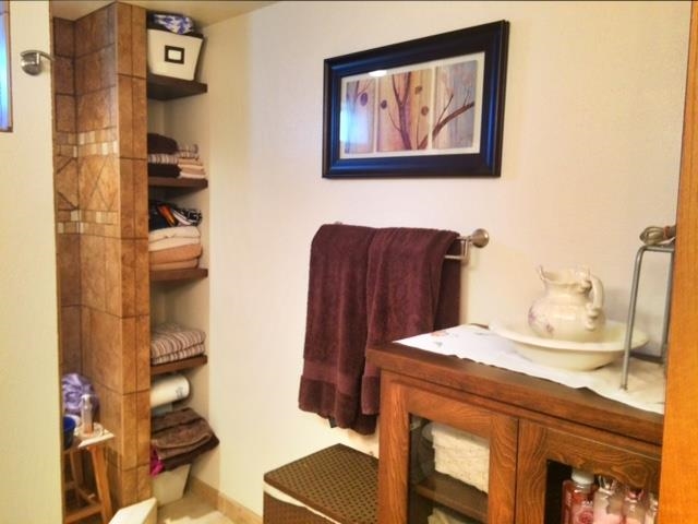 12020 E 24th - Photo 10