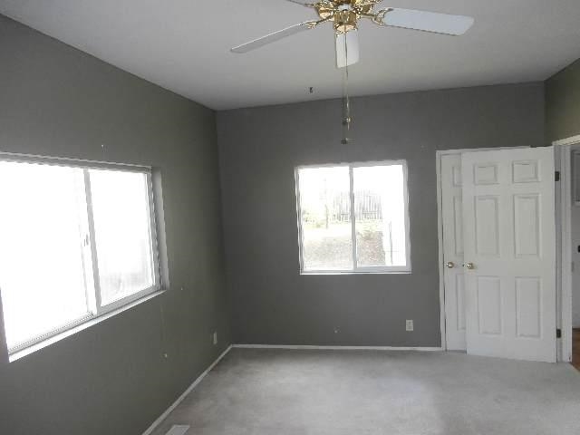 1127 W Montgomery Ave - Photo 13