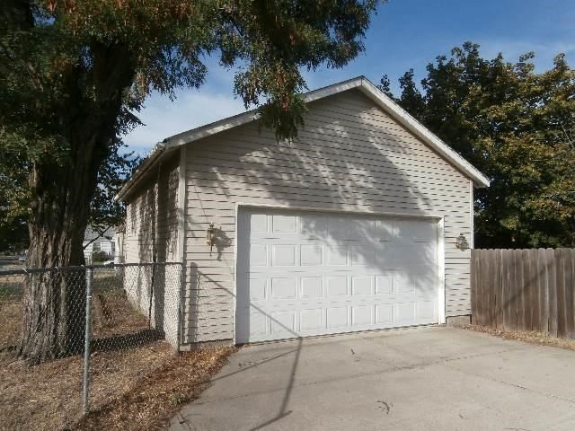 1127 W Montgomery Ave - Photo 3