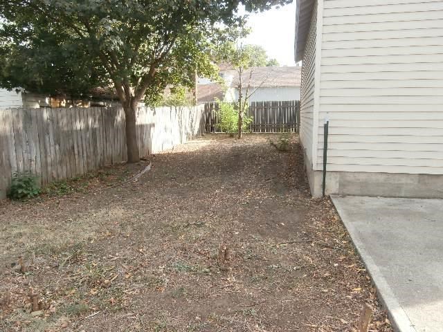 1127 W Montgomery Ave - Photo 9
