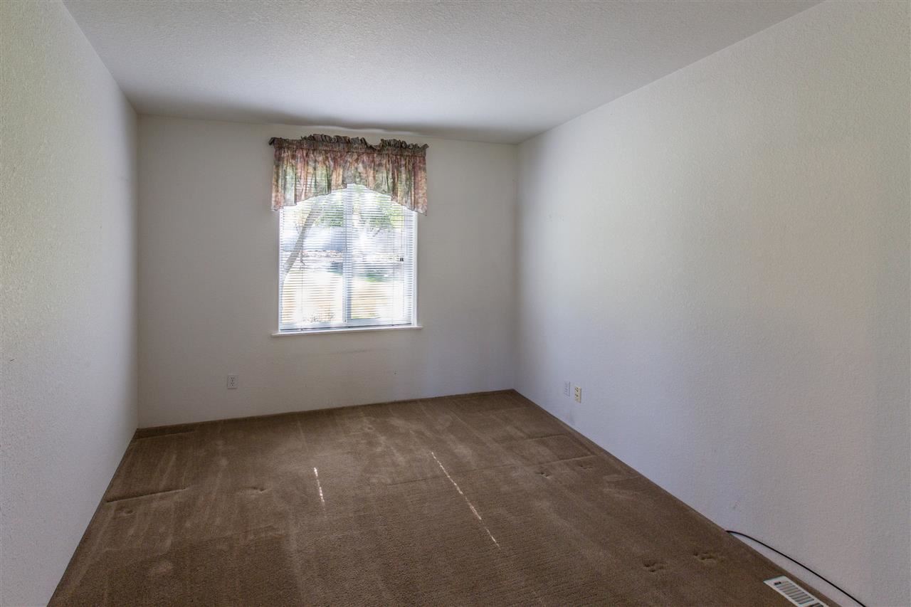13510 E Broad - Photo 14