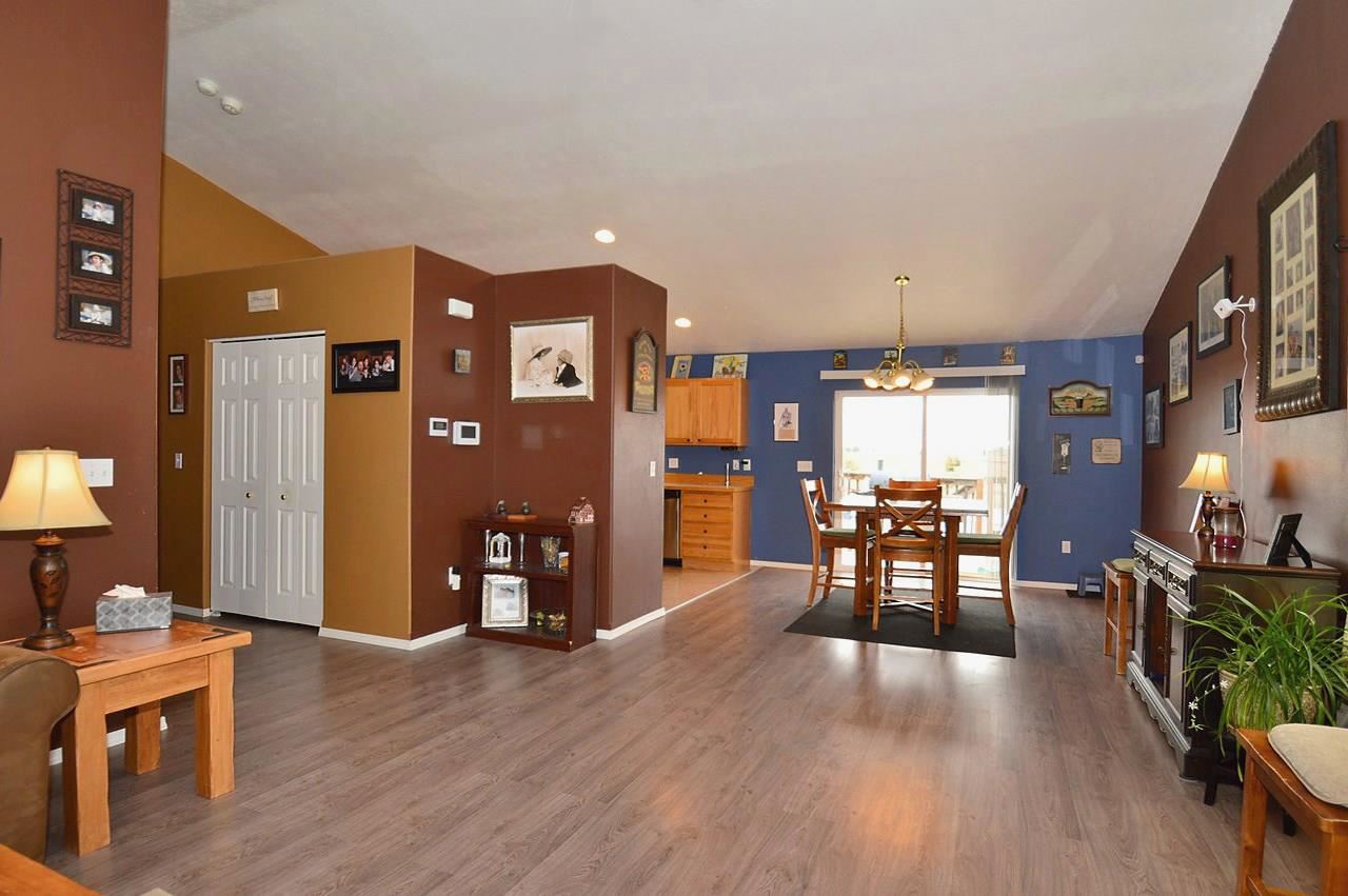 724 S Aspen St - Photo 4